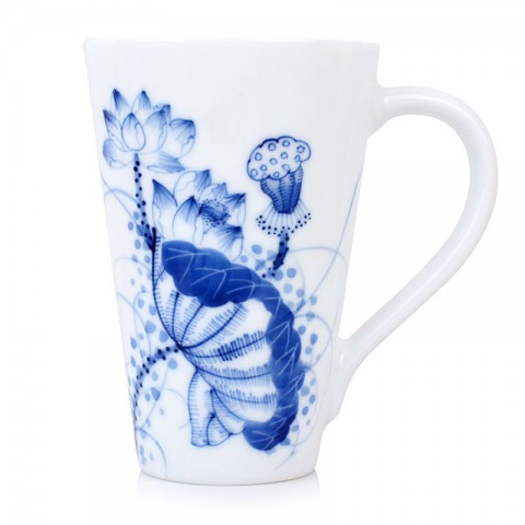 Blue and White Porcelain Mug-Lotus and Seedpod