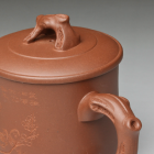 Zi Sha-Di Cao Qing Mug with Cover-Hand-carved Magpie on Branch